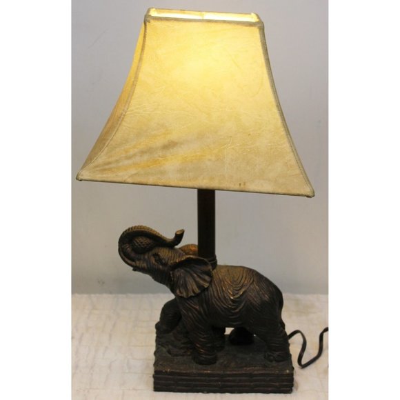 Elephant Table Lamp Aged Bronze Color 3D Pineapple Faux Leather Sahara Tropical - Picture 10 of 12